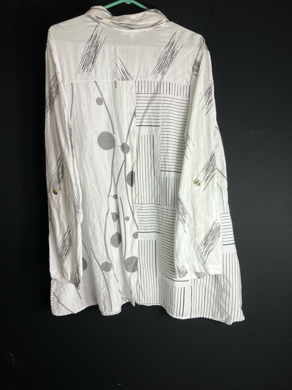 NorthStyle White Tunic with Black Abstract Linear and Dot Print - Picture 10 of 11